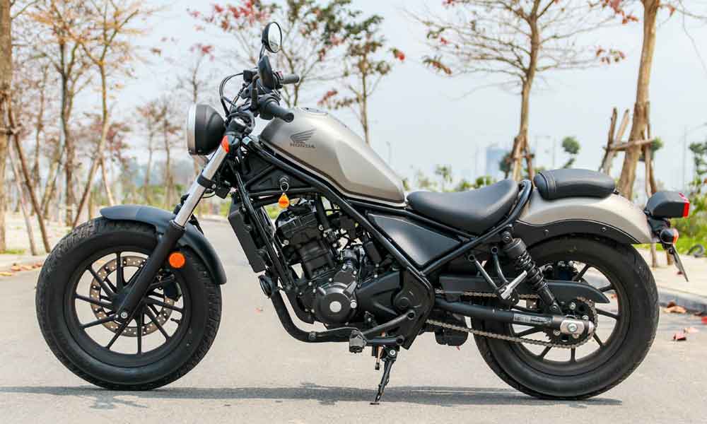 The Honda Rebel 300: A Stylish and Versatile Cruiser Motorcycle - moto ...