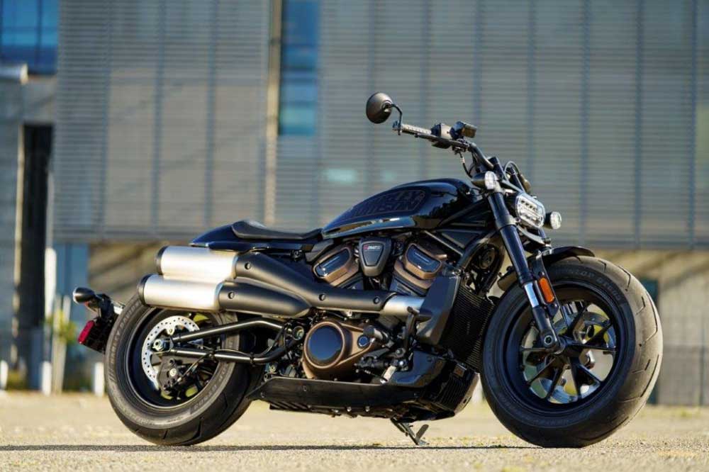 2022 Harley-Davidson Sportster S Review: A New Era for the Iconic Motorcycle