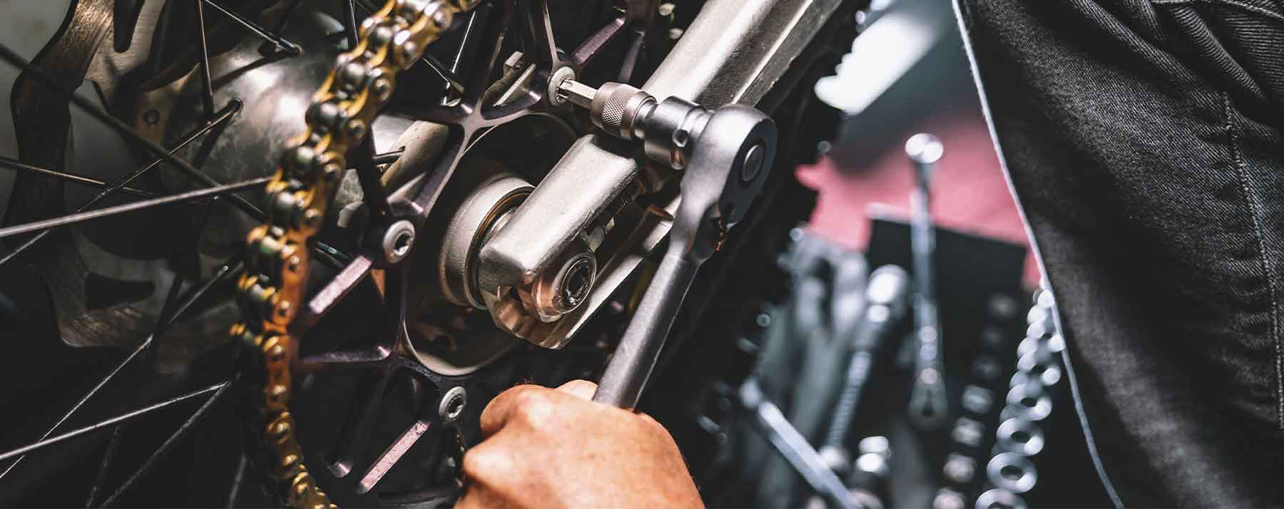 Chain vs Belt vs Shaft Drive Which One to Choose for Your Motorcycle