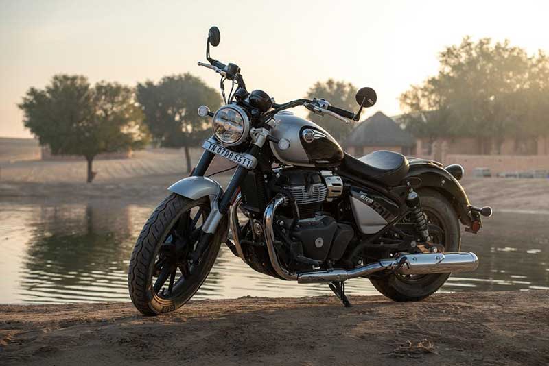 Royal Enfield Super Meteor 650 Review: A Classic Design with Modern Performance