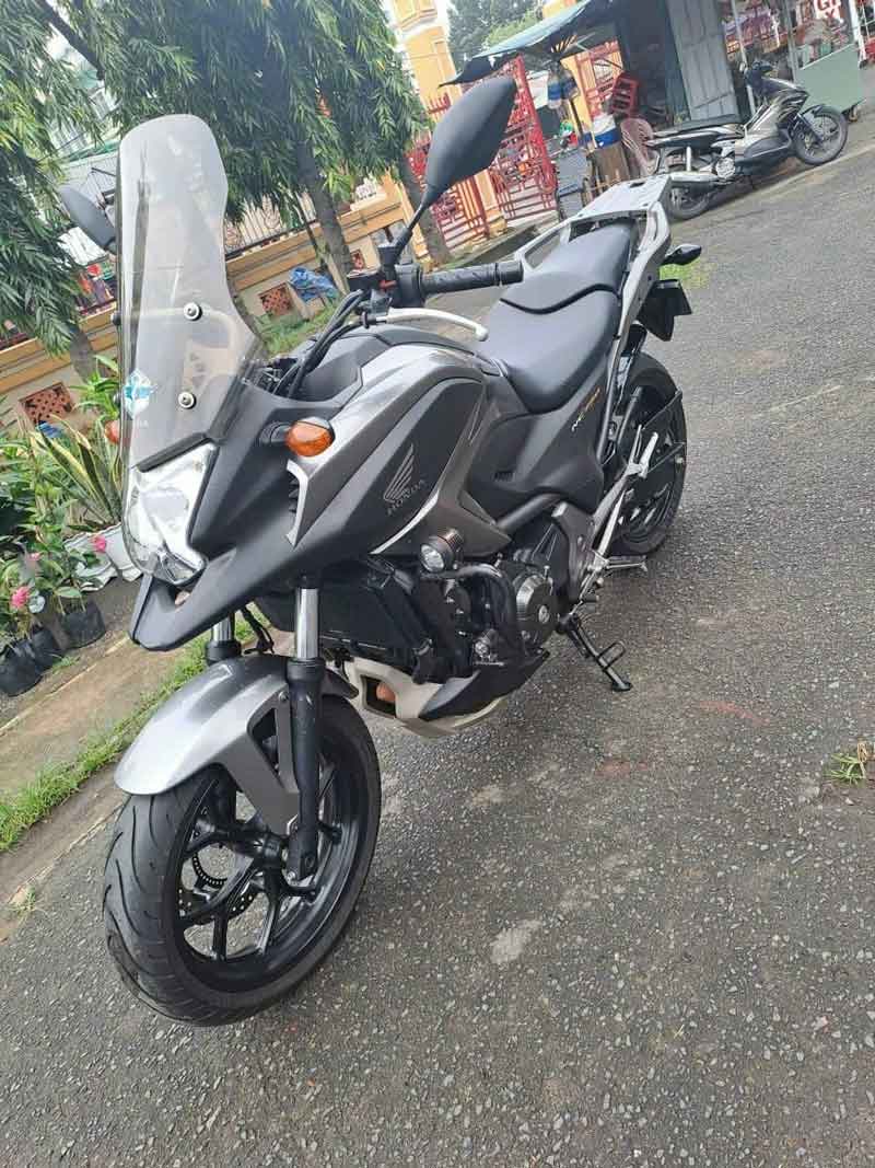 NT 750 HONDA visual data 2