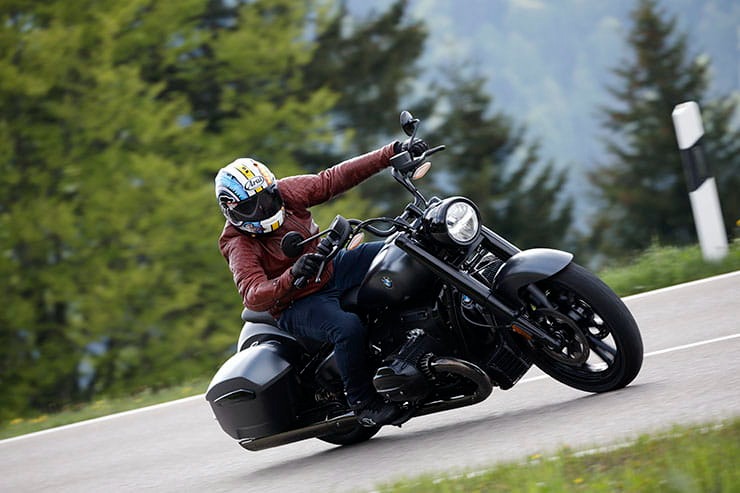 Unleashing Power: A Review of the BMW R 18 Roctane 2023